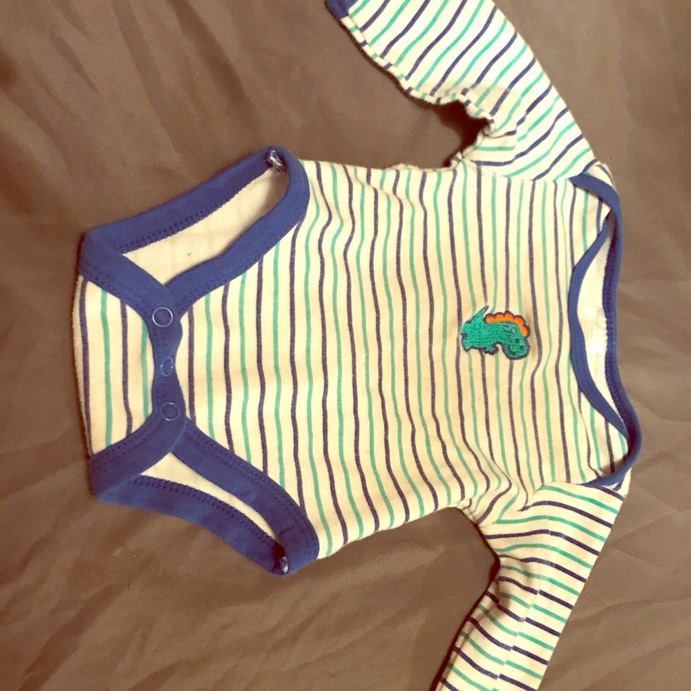 0-3 month long sleeve onsie